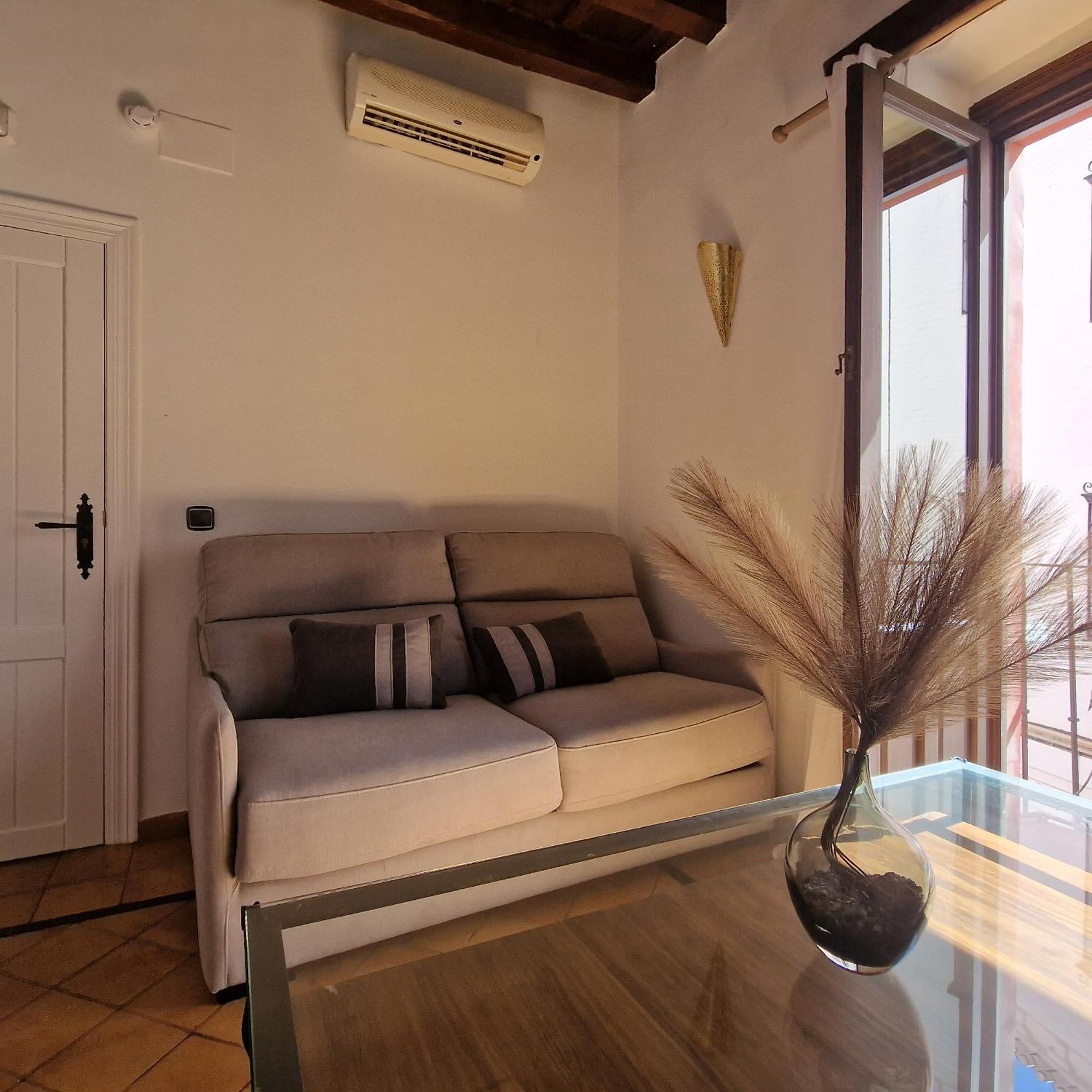 Adanar-Apartamentos Muralla Ziri Granada Bilik gambar