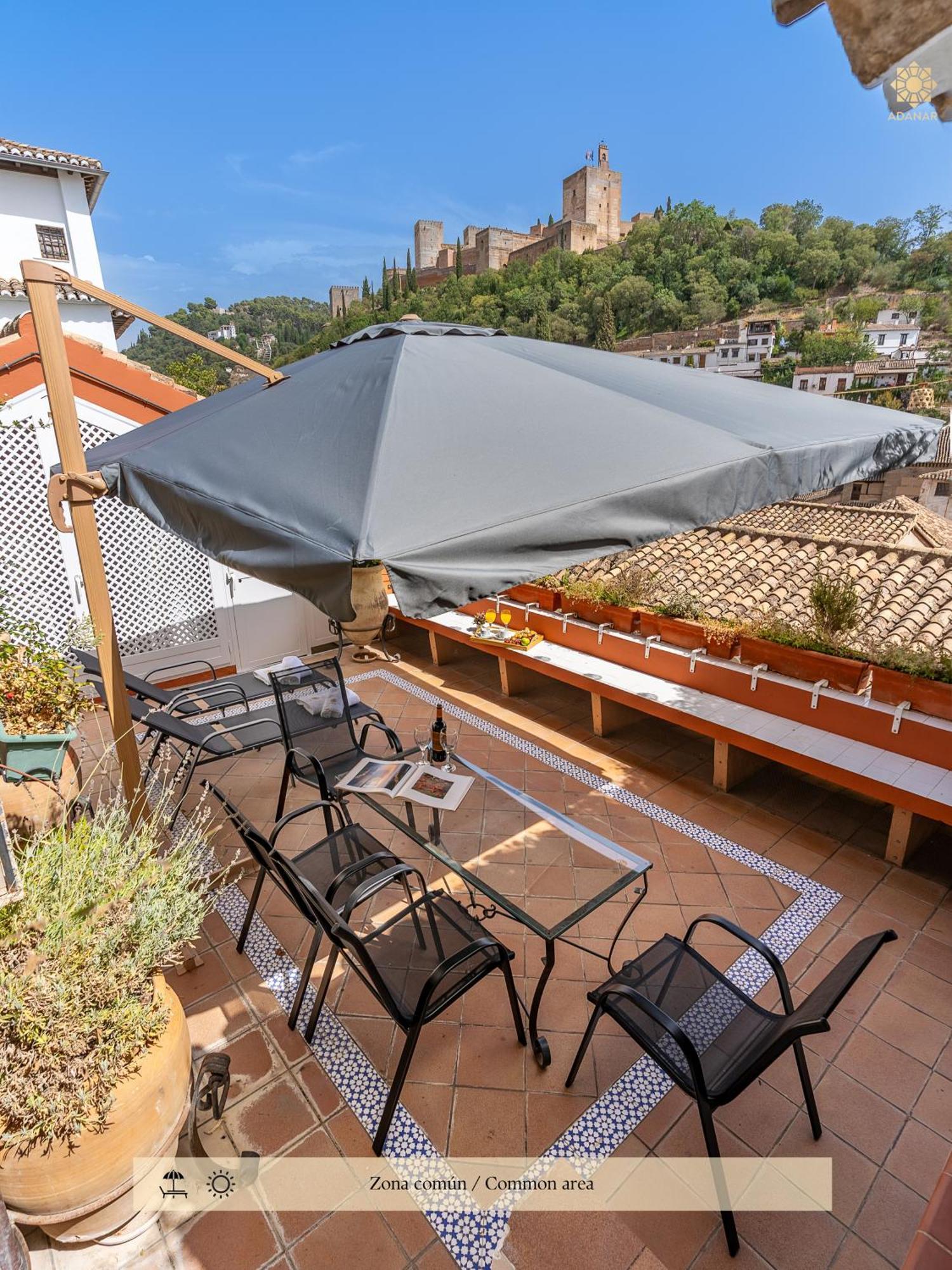 Adanar-Apartamentos Muralla Ziri Granada Luaran gambar
